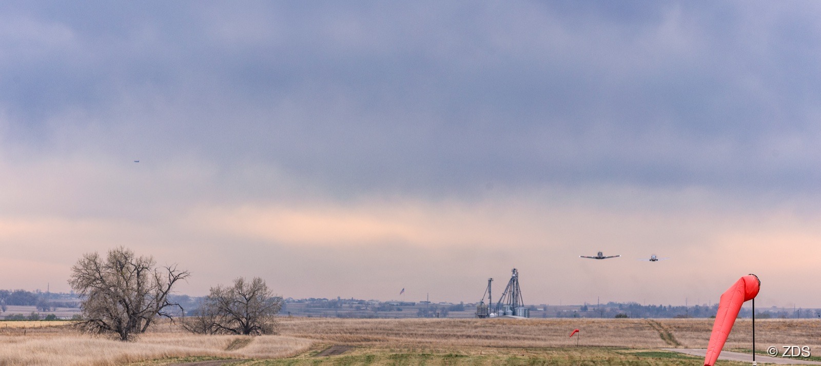 Aircraft on the grass strip at 18V